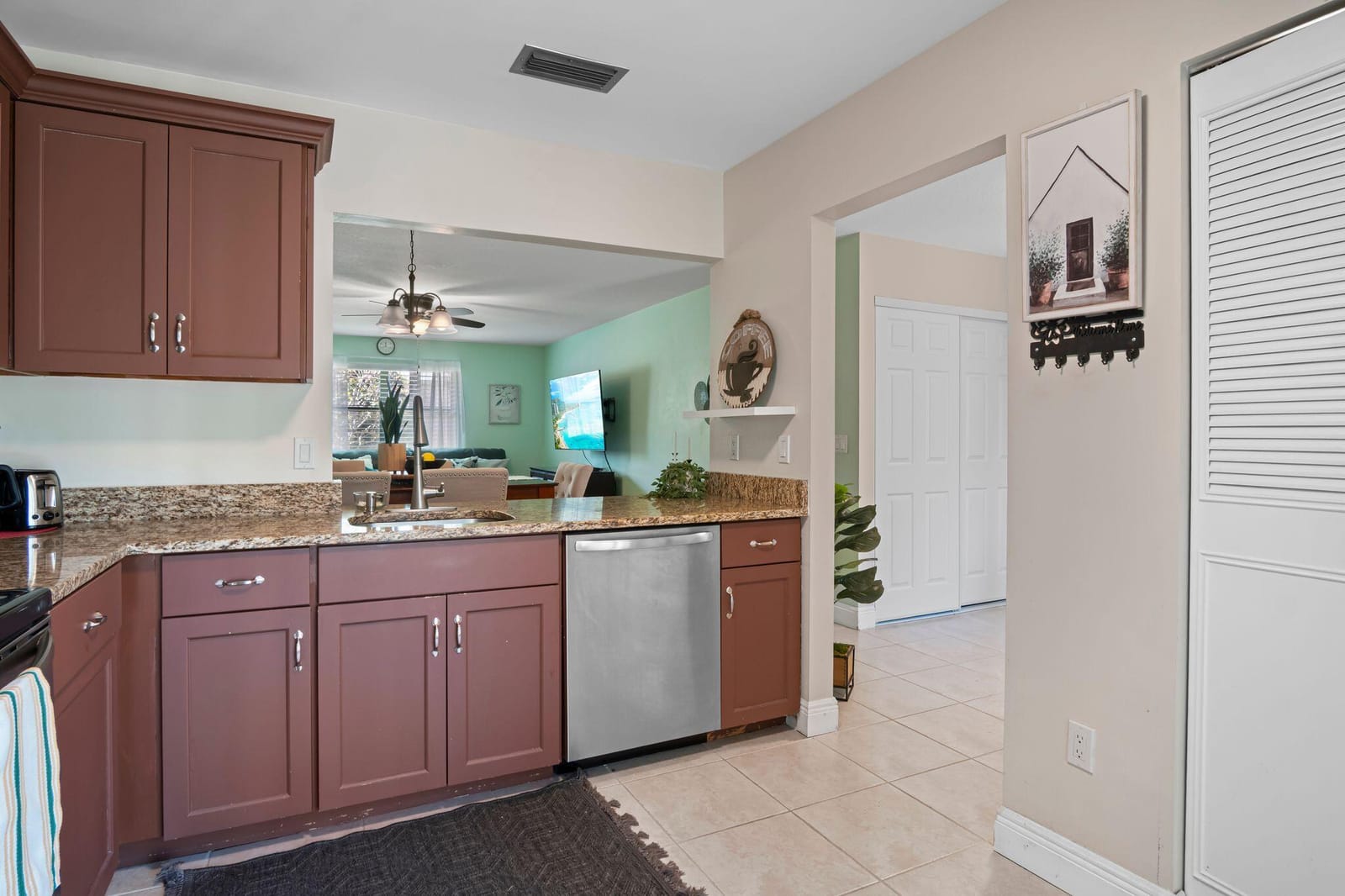 105 Rose Bay Court, Royal Palm Beach, FL 33411 photo 10