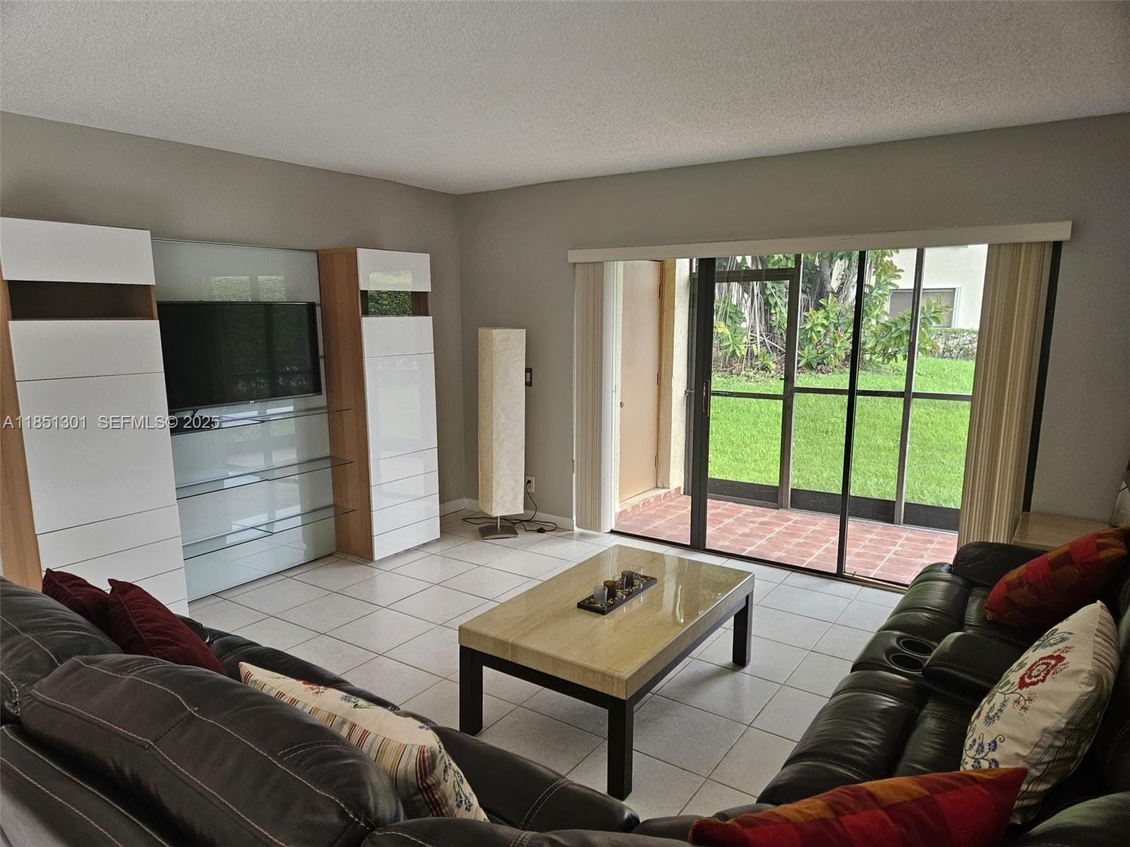 366 Lakeview Drive 104, Weston, FL 33326 photo 13