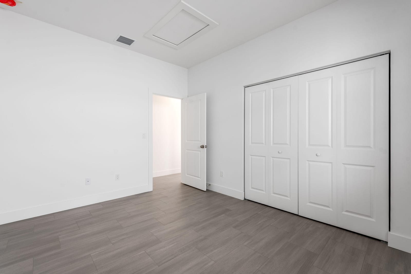 3731 Saginaw Avenue — photo 12