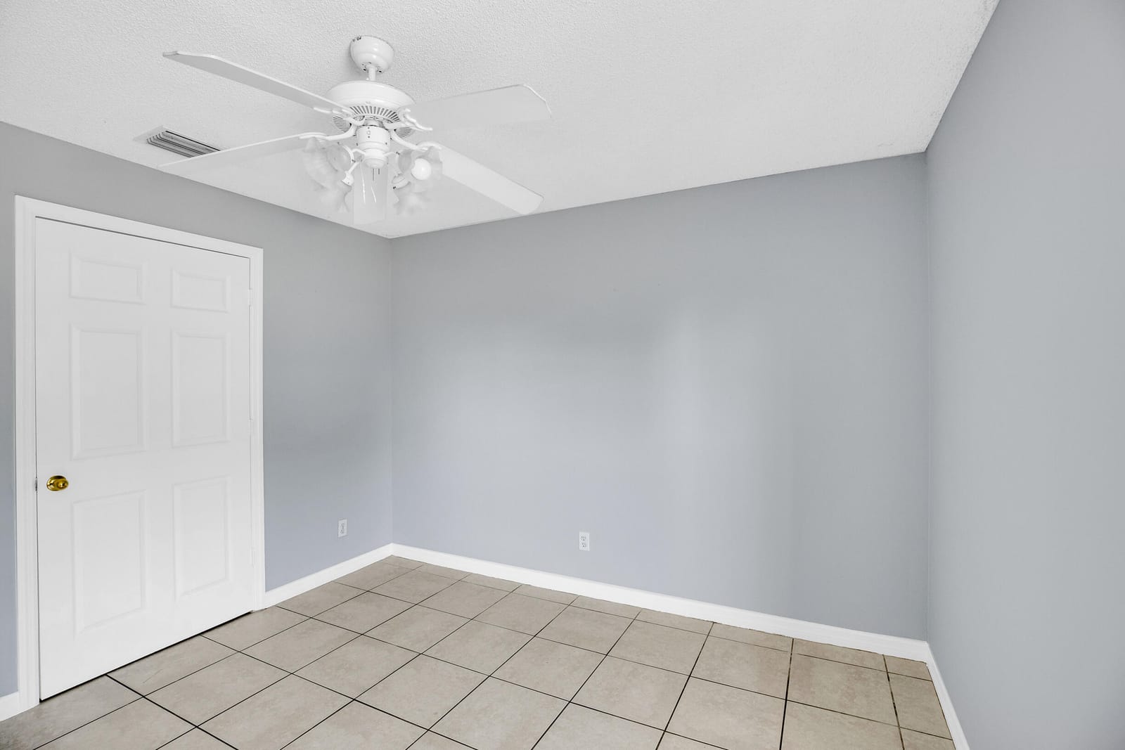 706 Wisteria Avenue, Fort Pierce, FL 34982 photo 13