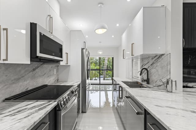 11311 Pond View C203 Drive C203, Wellington, FL 33414