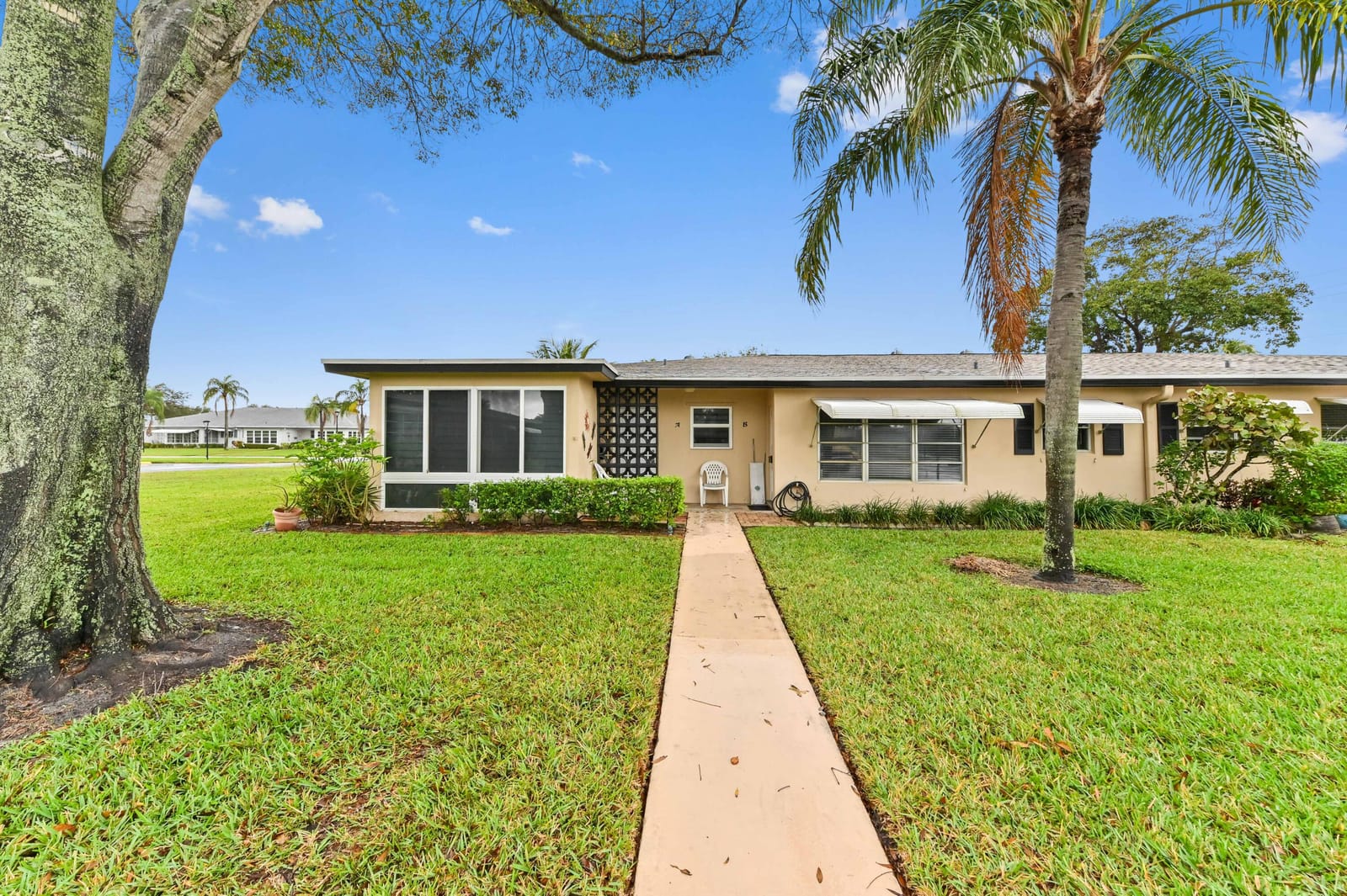 1060 North Drive A, Delray Beach, FL 33445