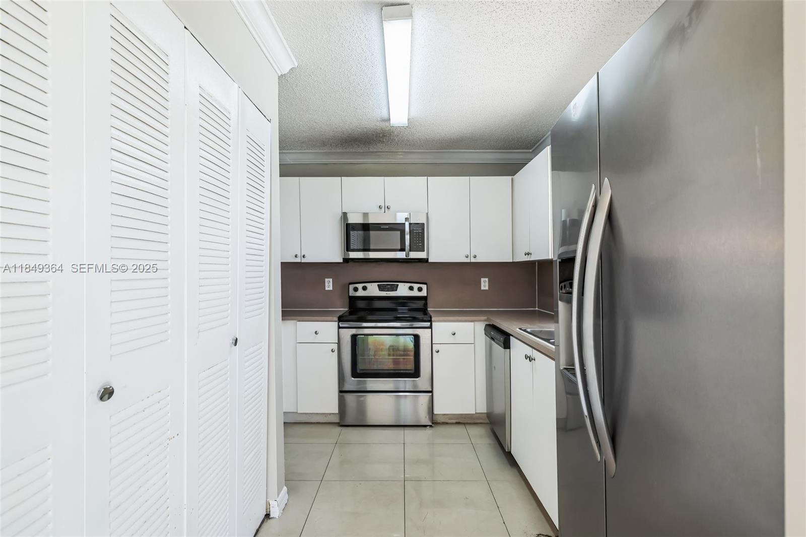 21381 SW 125th Path — photo 4