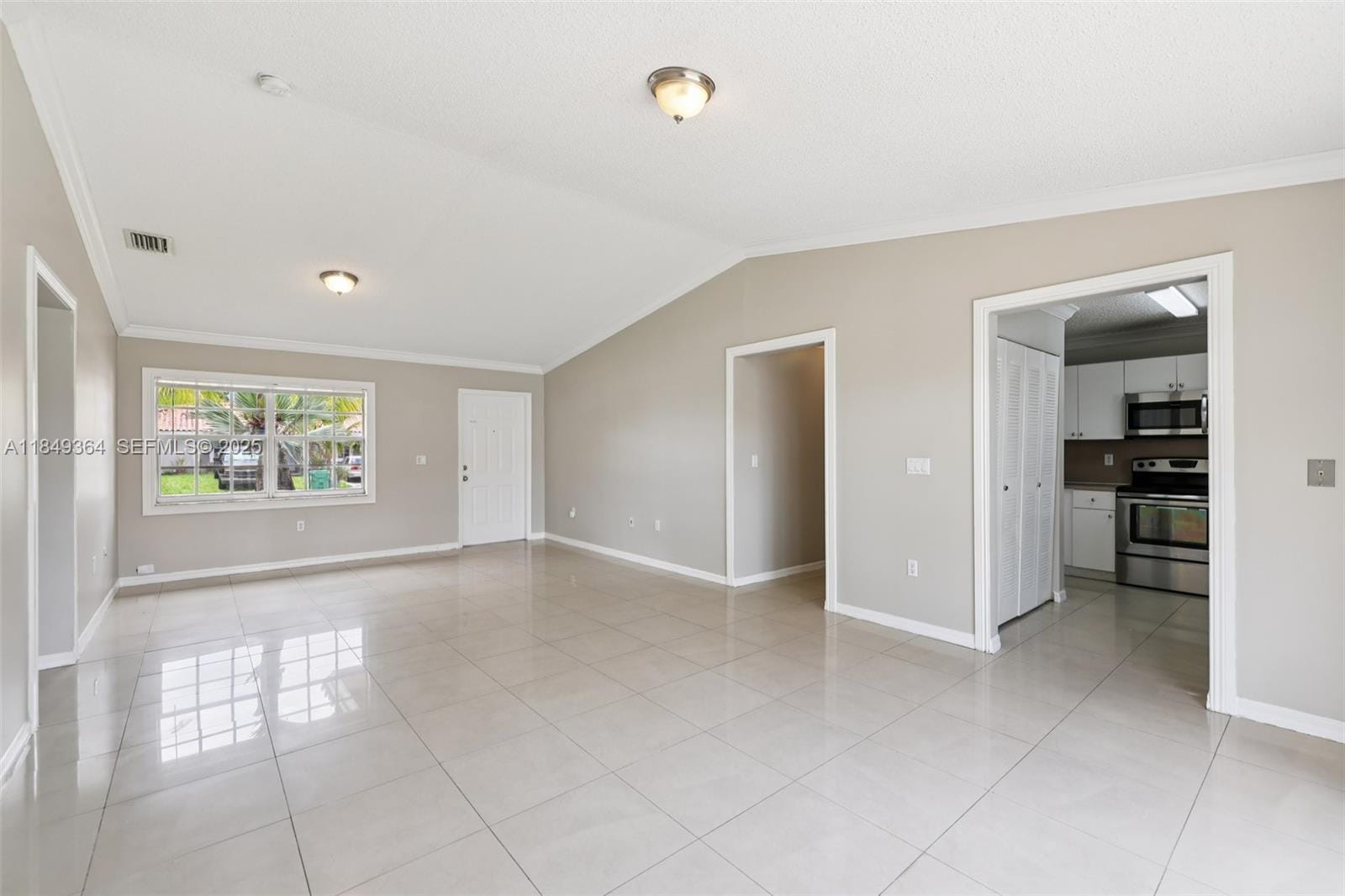 21381 SW 125th Path — photo 8