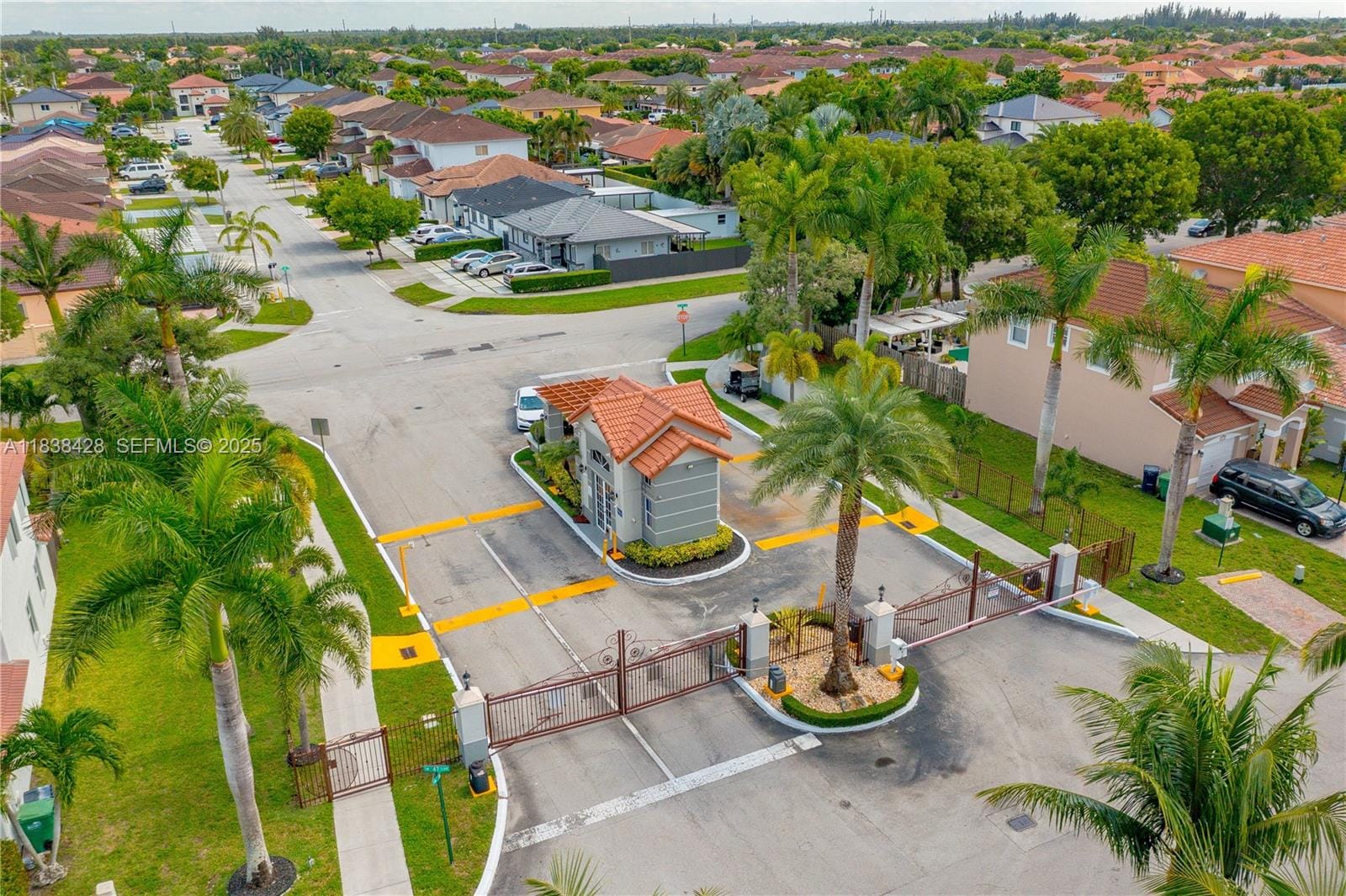 16549 SW 48th Terrace, Miami, FL 33185 photo 27
