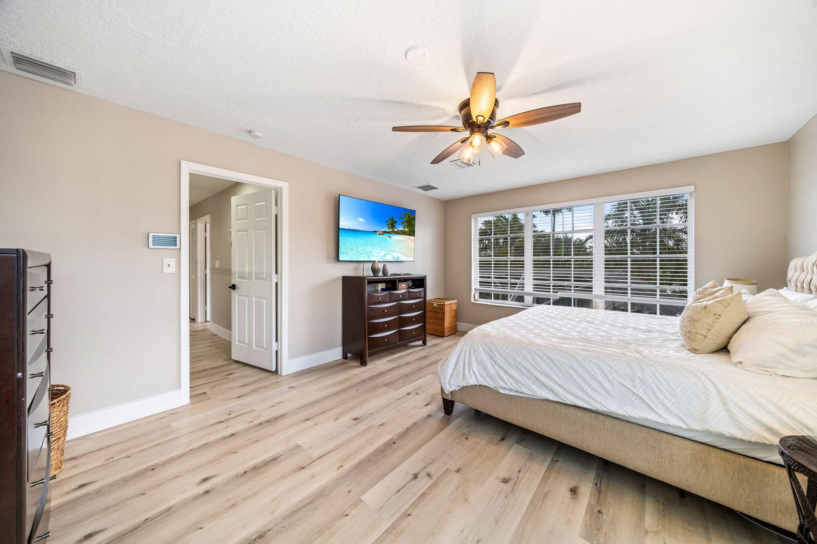 864 Whippoorwill Row, West Palm Beach, FL 33411 photo 23