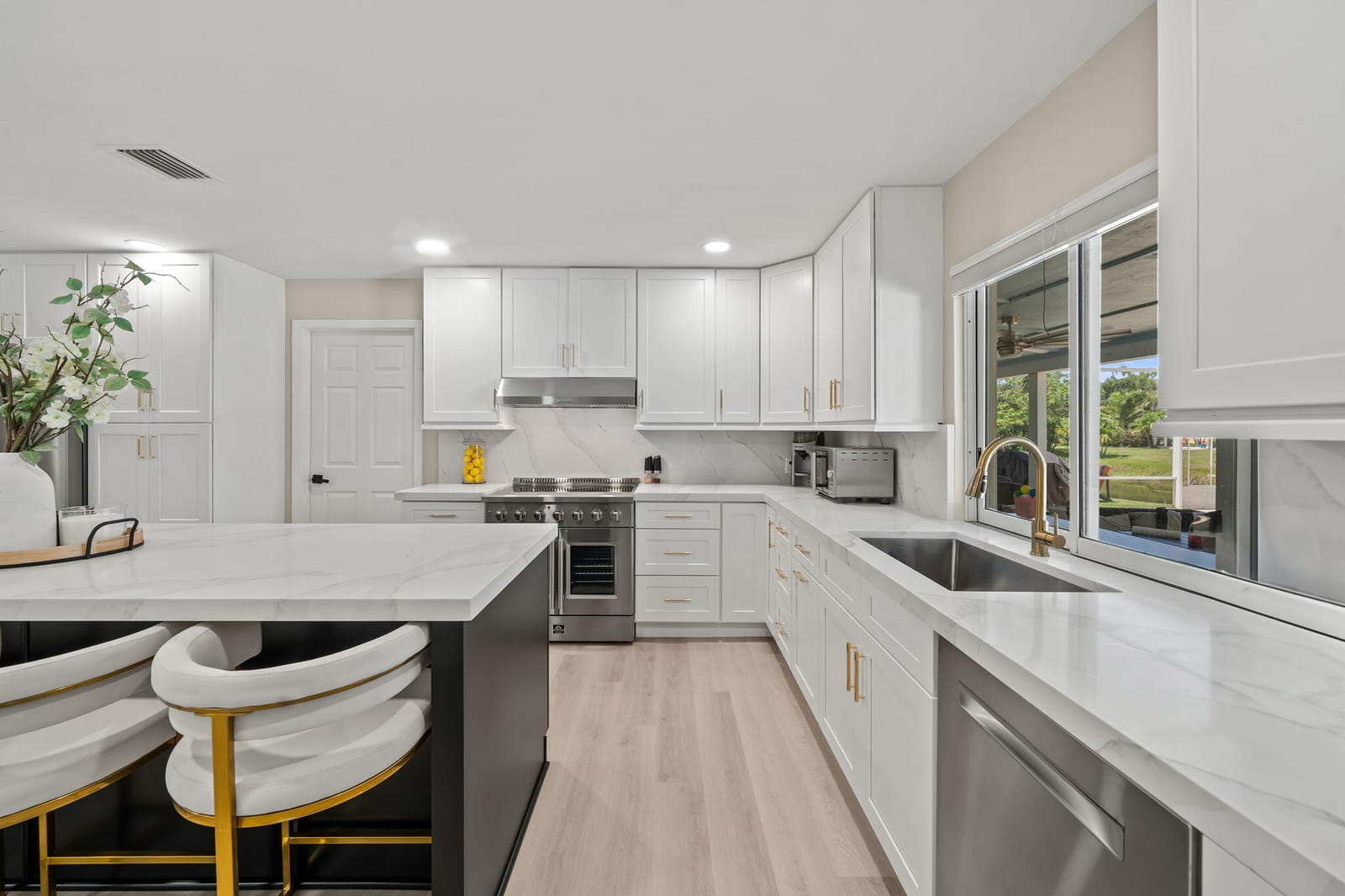864 Whippoorwill Row, West Palm Beach, FL 33411 photo 10