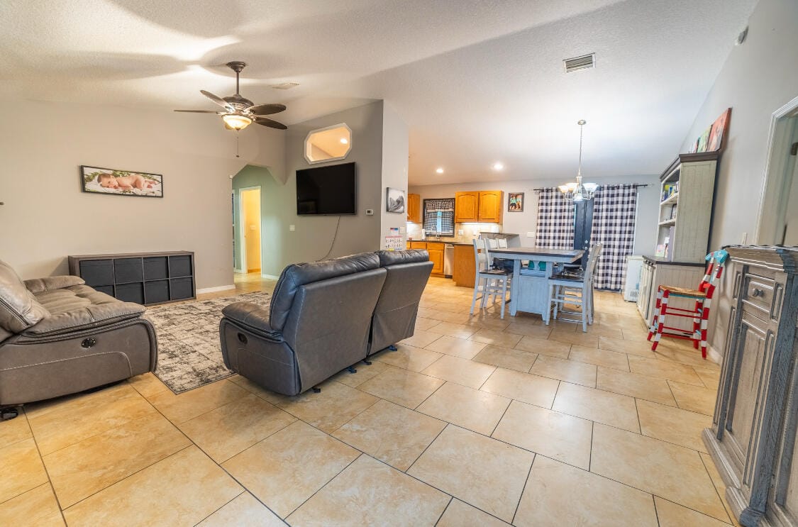 9801 SE 117 Trail, Okeechobee, FL 34974 photo 5