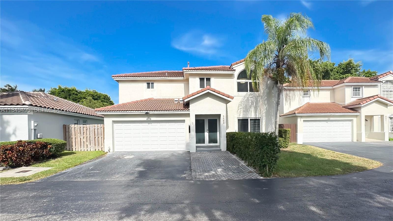 5585 NW 102nd Place, Doral, FL 33178