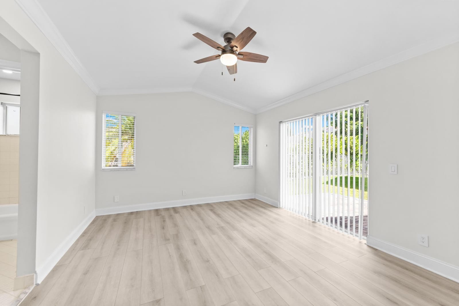 1425 Majesty Terrace, Weston, FL 33327 photo 25