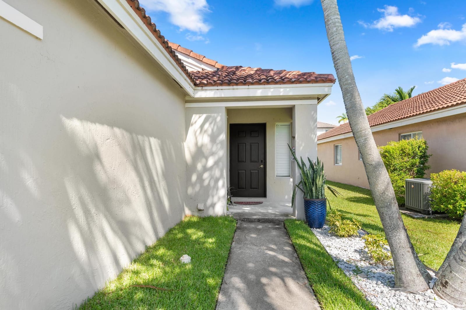 1425 Majesty Terrace — photo 8