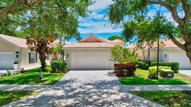 4780 Blossom Drive, Delray Beach, FL 33445