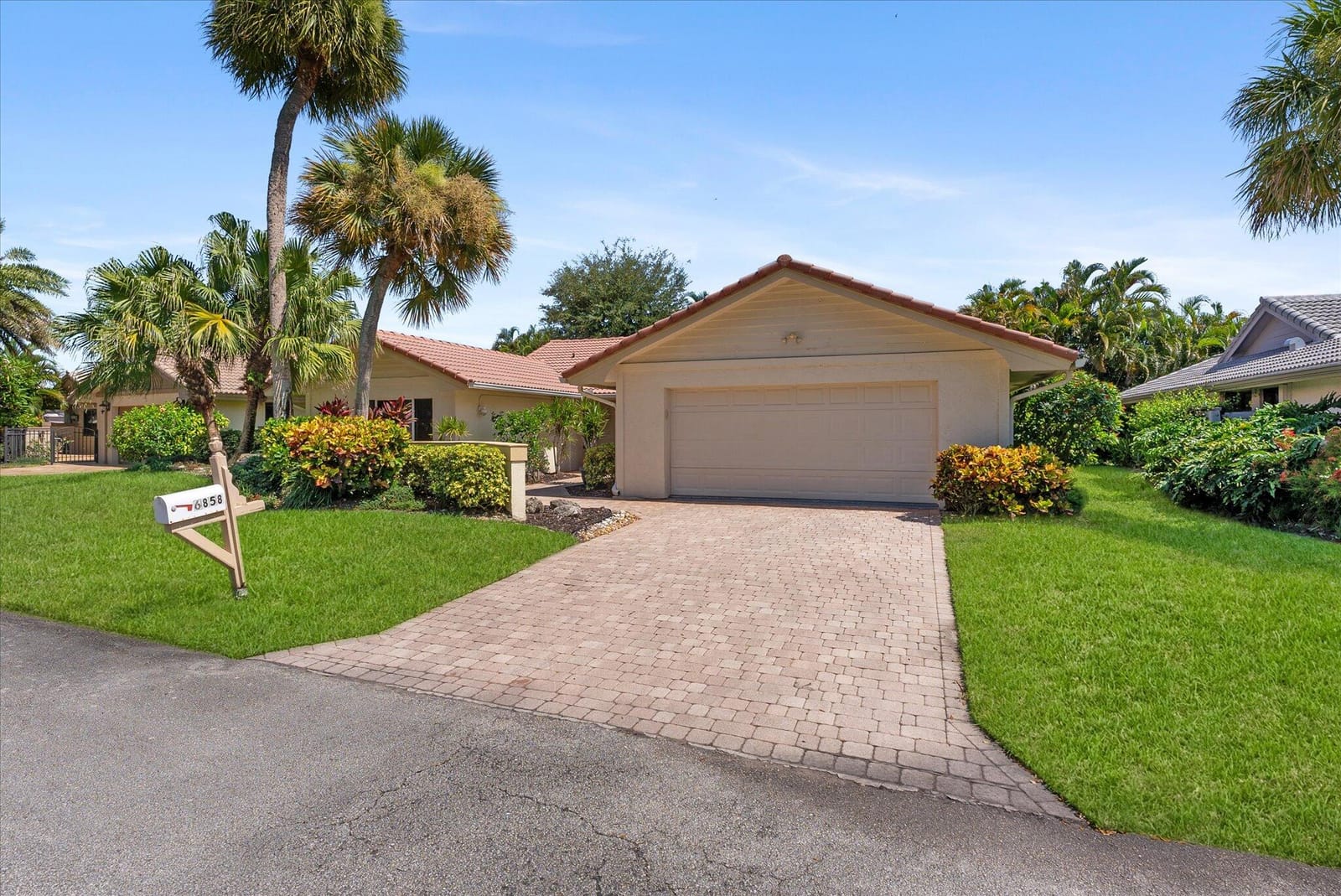 6858 Villas Drive W, Boca Raton, FL 33433 photo 28