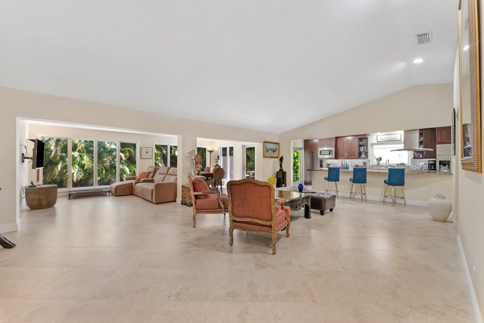 6858 Villas Drive W, Boca Raton, FL 33433 photo 4