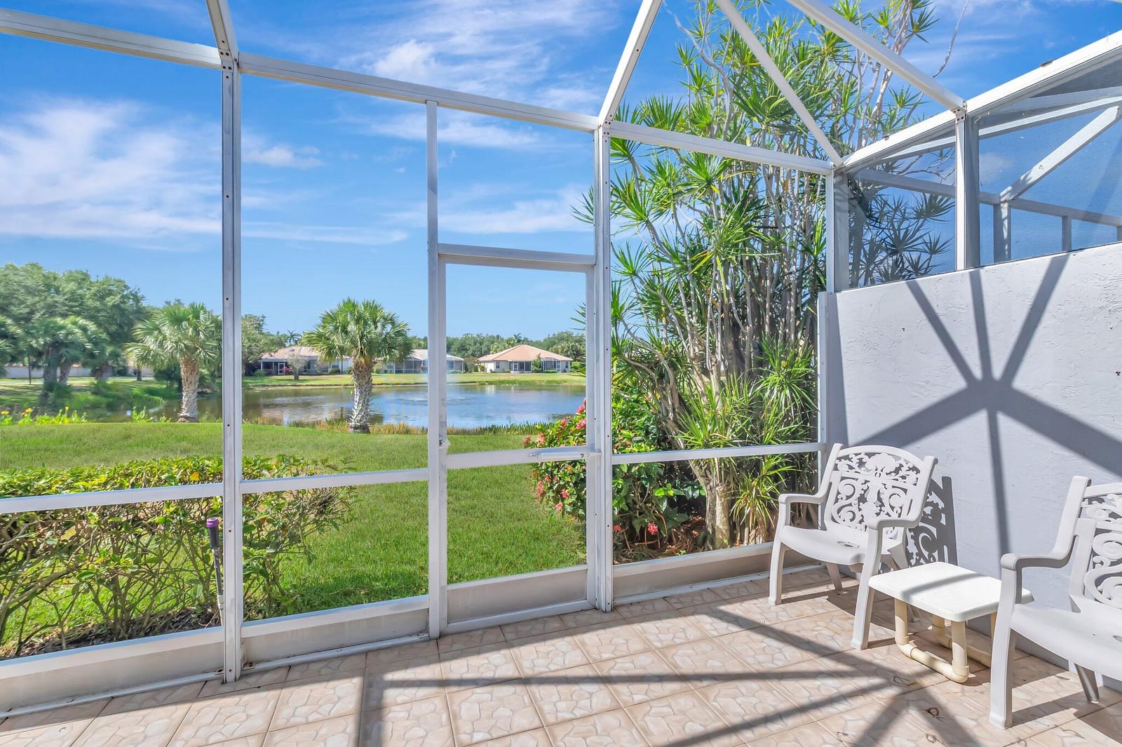 9564 Crescent View Drive N, Boynton Beach, FL 33437