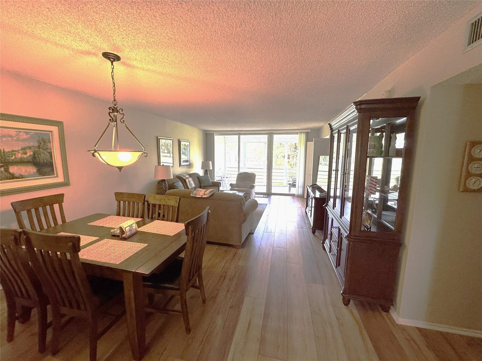 575 Oaks Lane 209 — photo 2