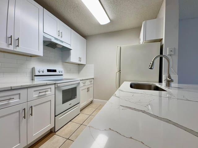 1830 W Meadows Circle 1830, Meadows On The Green, Boynton Beach, FL
