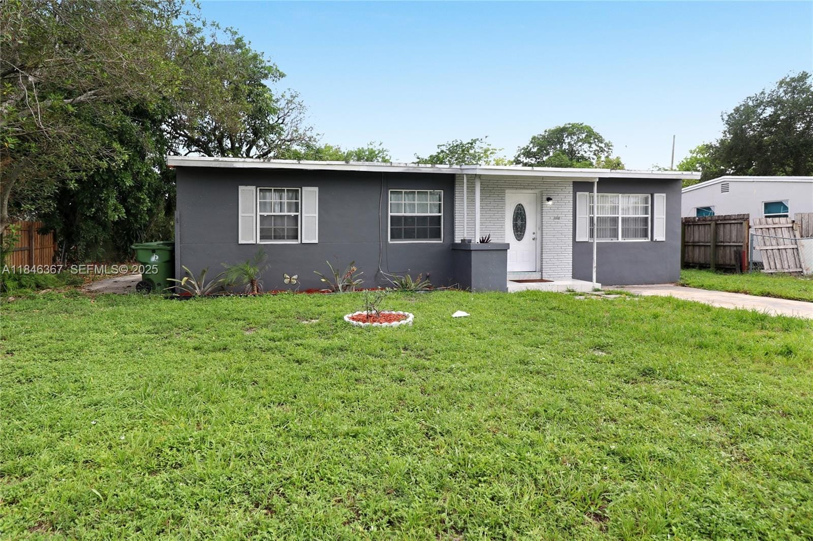1100 NW 11th Place, Fort Lauderdale, FL 33311 photo 2