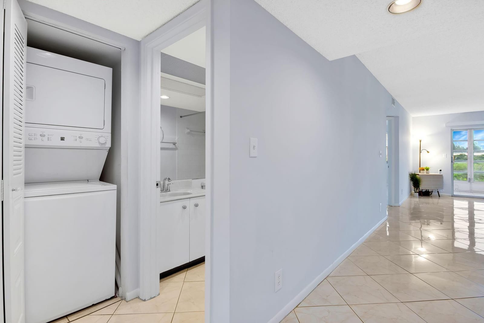 1606 Abaco Drive E4 — photo 2
