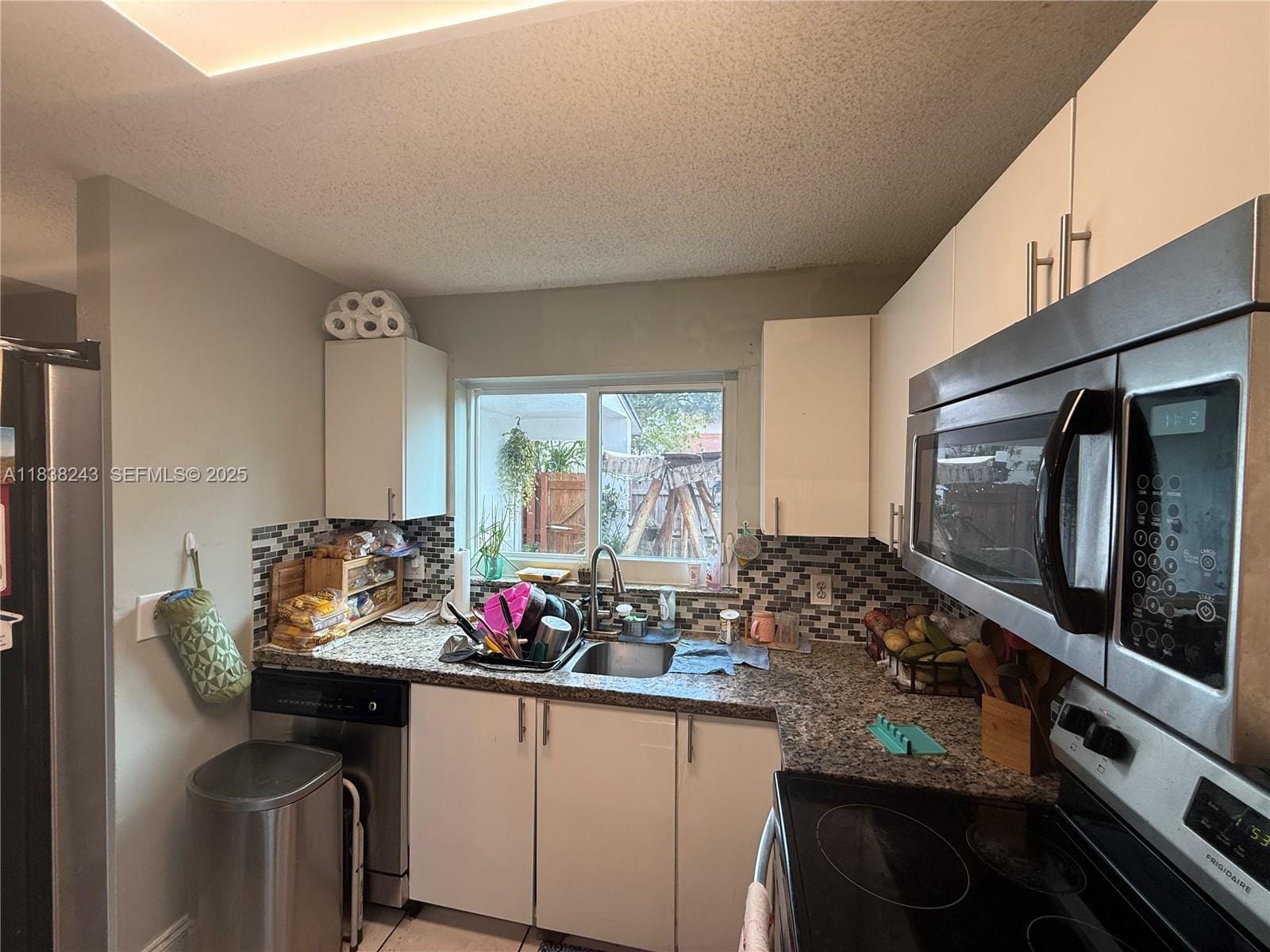 10726 SW 147th Place — photo 5