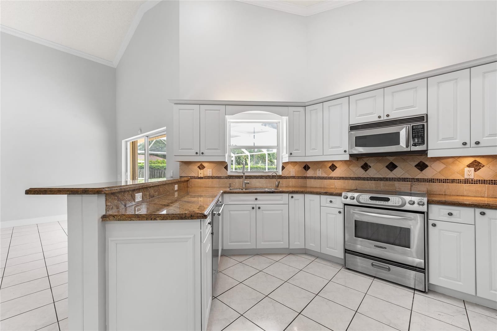 2963 W Orchard Circle, Davie, FL 33328 photo 8