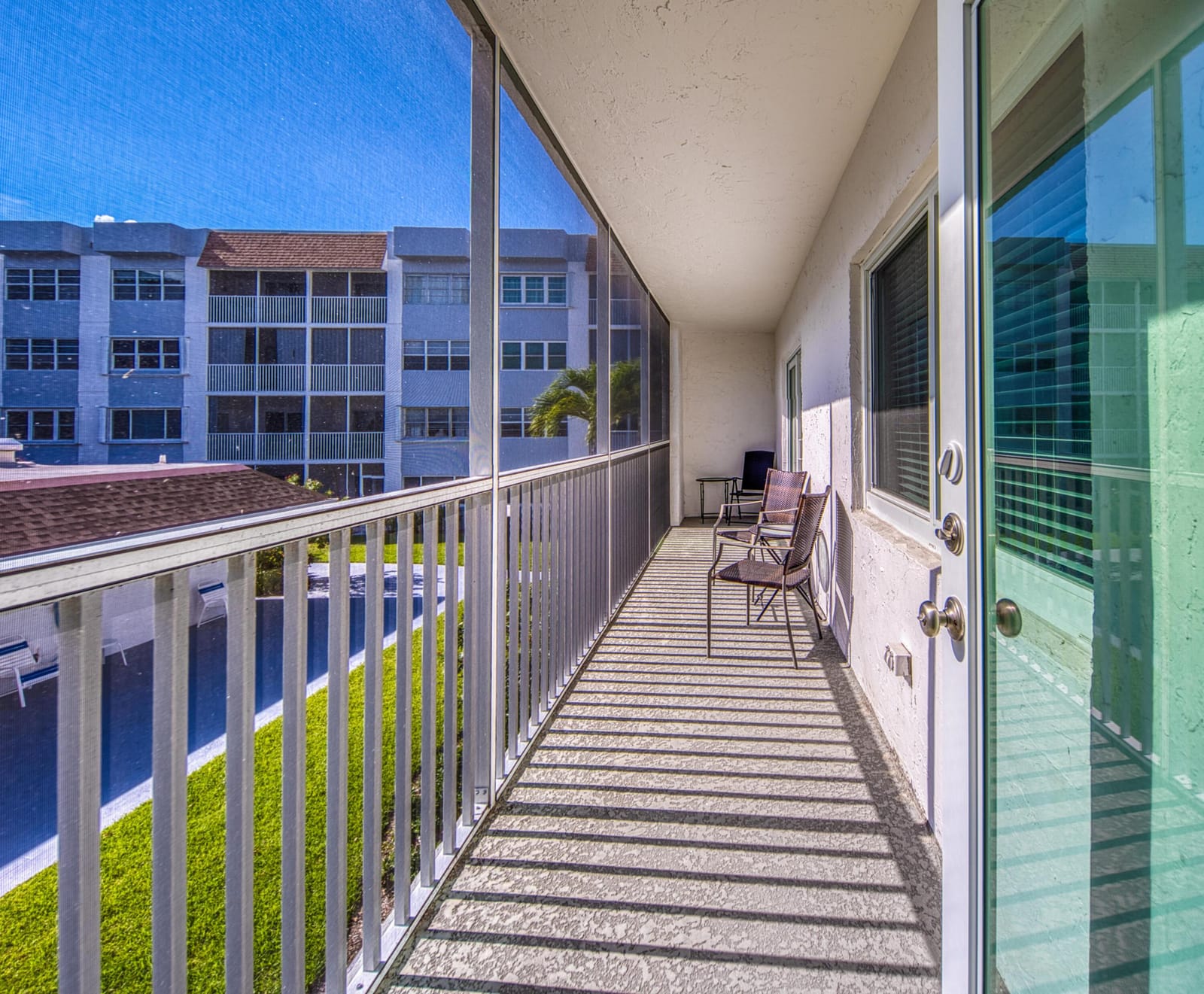 1516 S Lakeside Drive 205 — photo 4