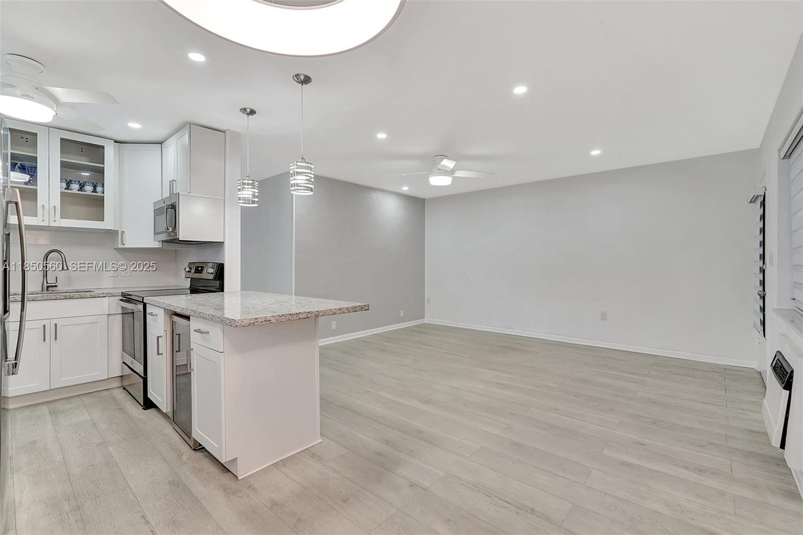 15600 NE 6th Avenue 30A, Miami, FL 33162 photo 2