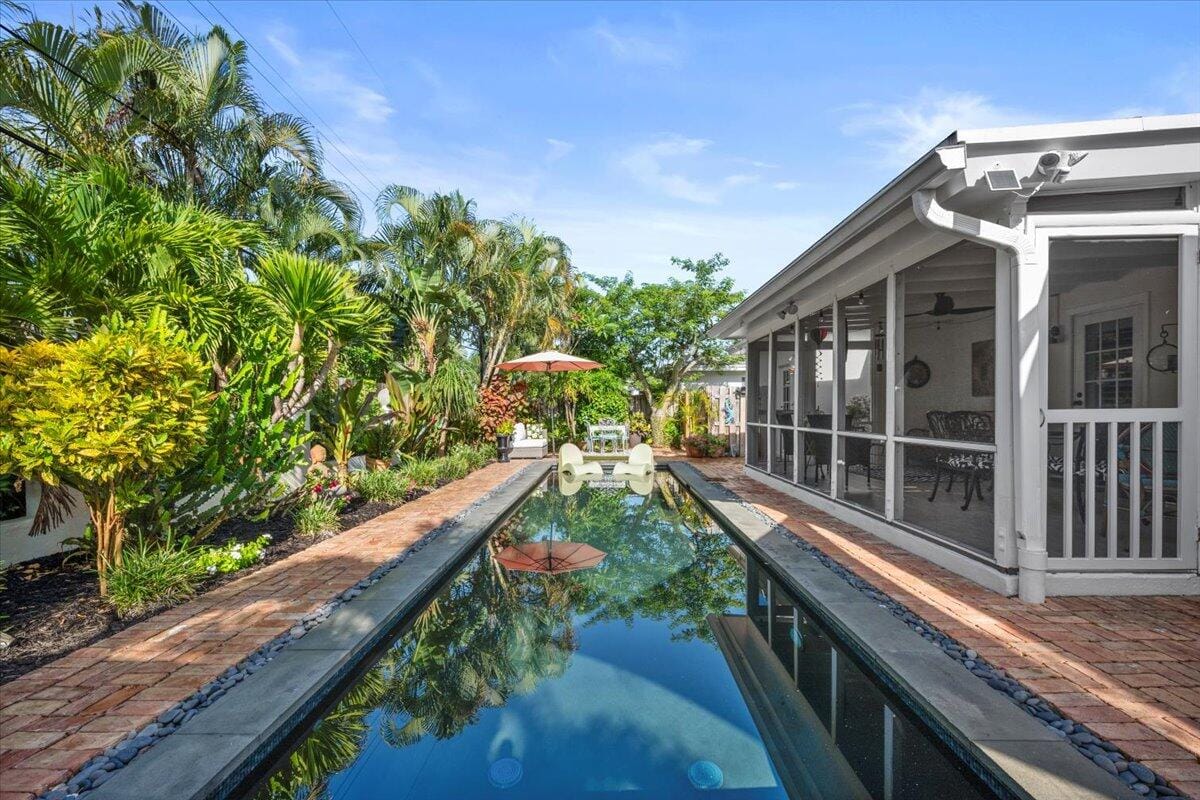213 Vanderbilt Drive — photo 4