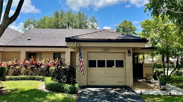 9211 Chelsea N Drive, sold in Chelsea One, Plantation, FL