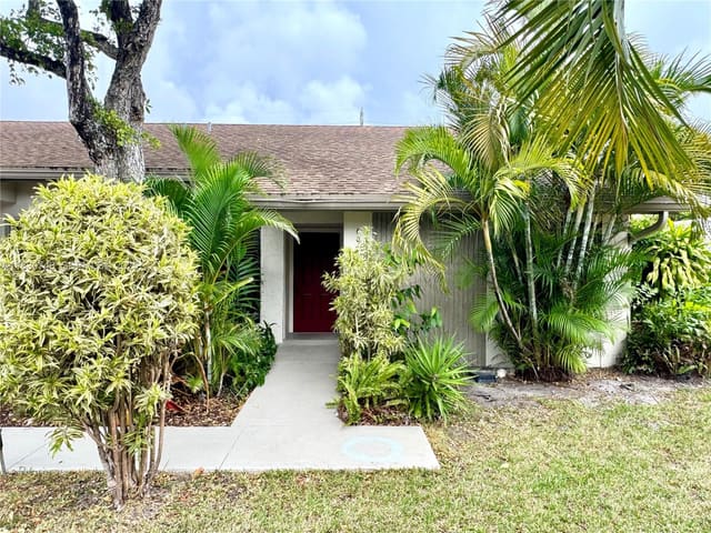3078 S Oakland Forest Drive 601, sold in Pines Of Oakland Forest W, Oakland Park, FL