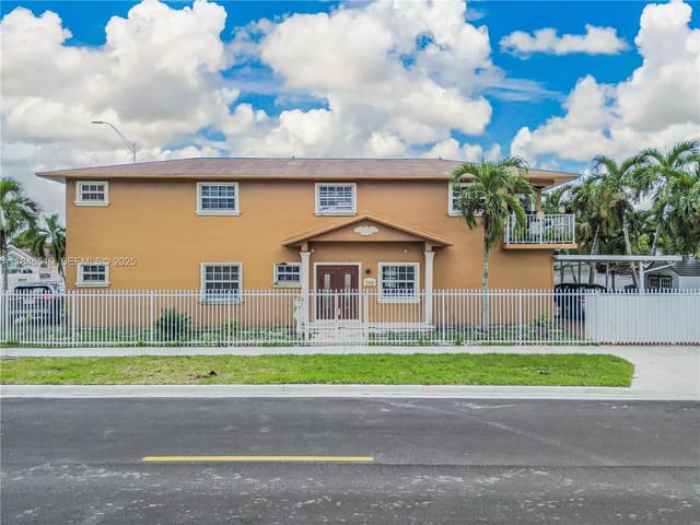 948 E 47th Street, Hialeah, FL 33013
