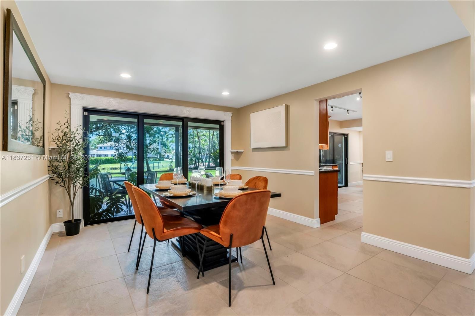 6421 Falconsgate Avenue, Davie, FL 33331 photo 15