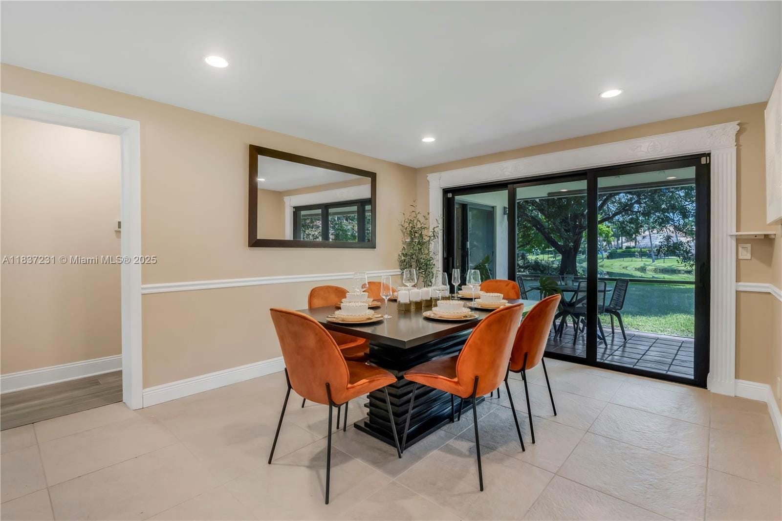 6421 Falconsgate Avenue, Davie, FL 33331 photo 18