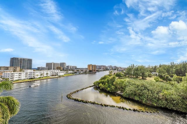 2880 NE 14th Street Causeway 608, sold in The Pointe, Pompano Beach, FL