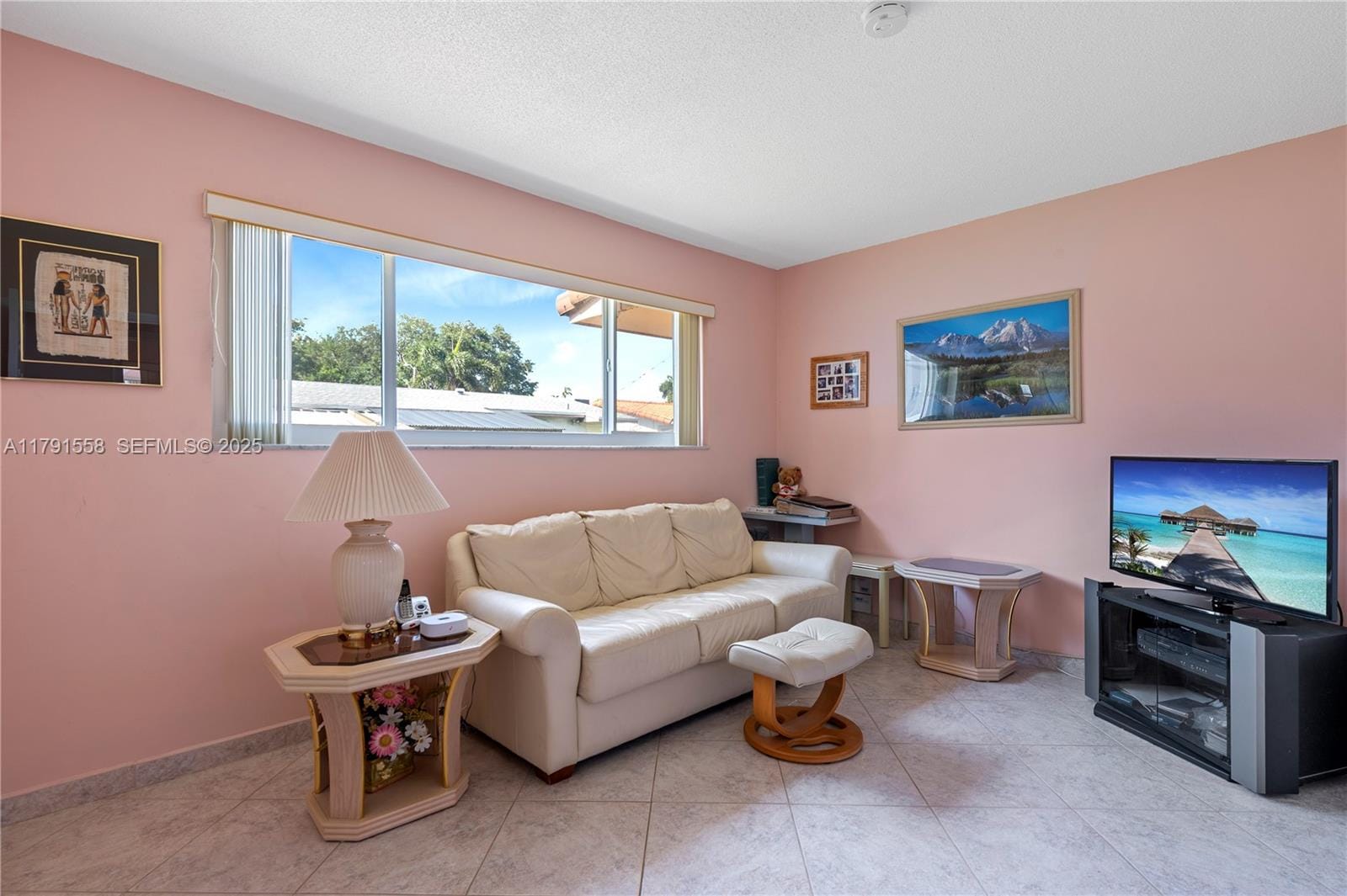 1124 NE 3rd Street, Hallandale Beach, FL 33009 photo 8