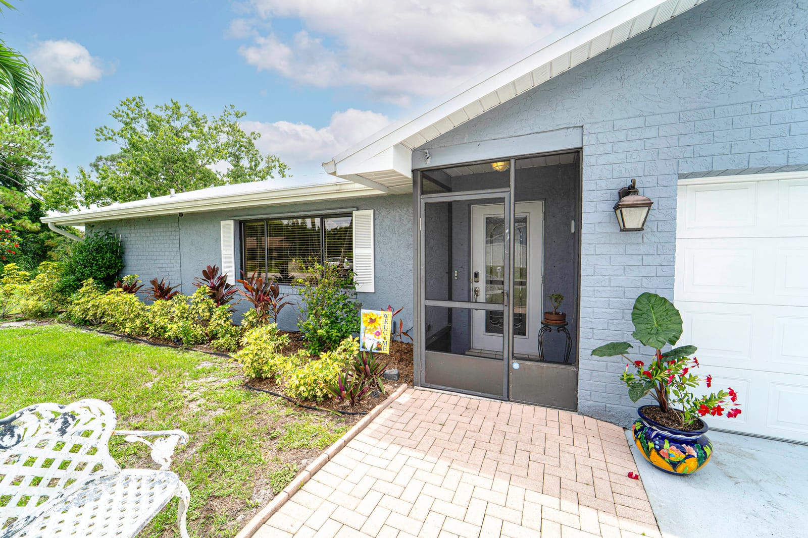 392 SW Molloy Street, Port St. Lucie, FL 34984