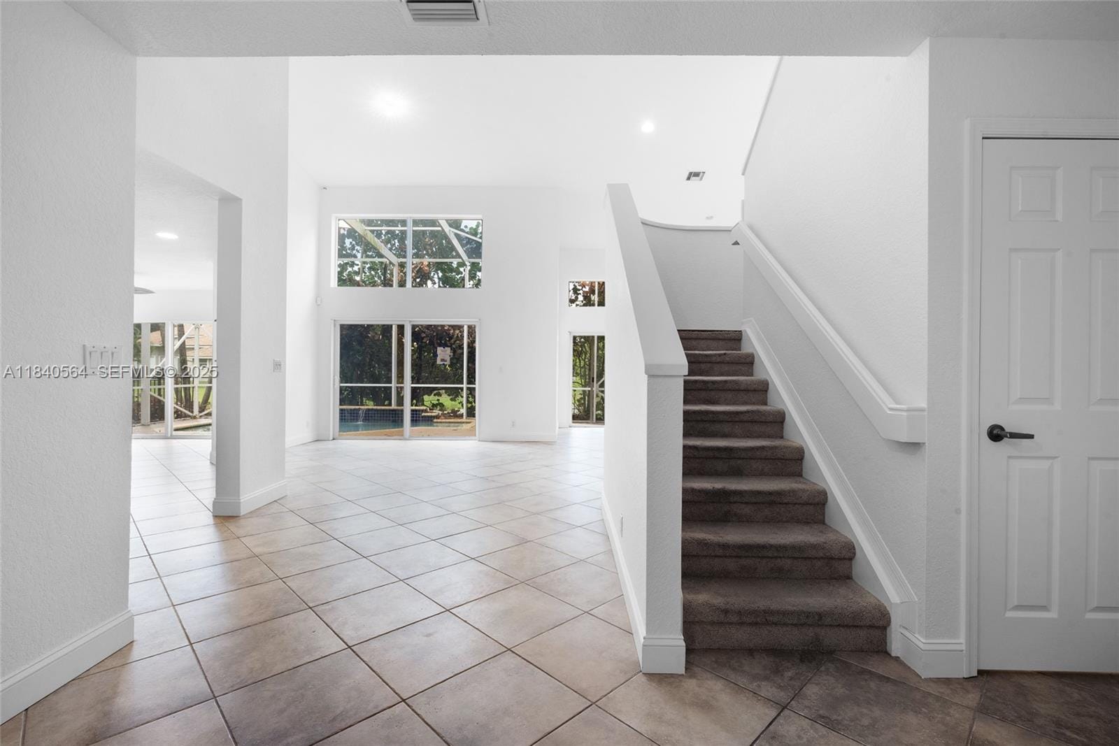5919 NW 59th Avenue — photo 6
