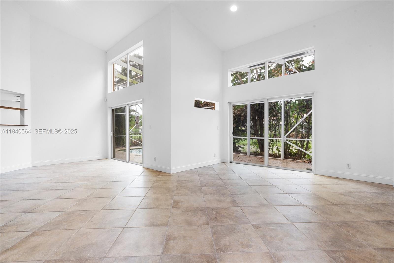 5919 NW 59th Avenue — photo 10