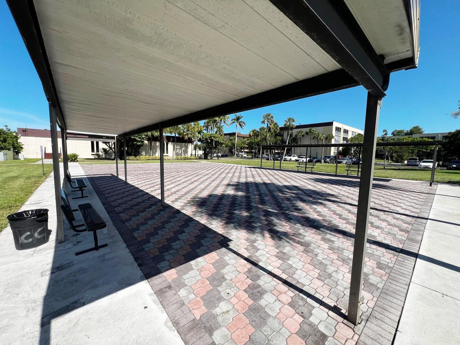3141 NW 47th Terrace 221, Lauderdale Lakes, FL 33319