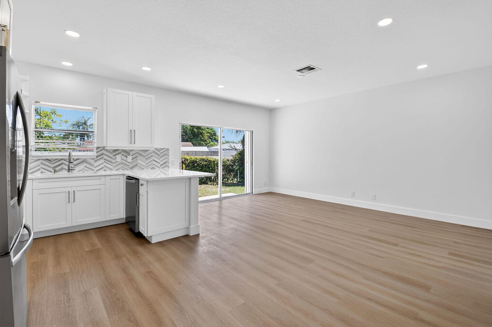245 Leland Lane, Greenacres, FL 33463 photo 13