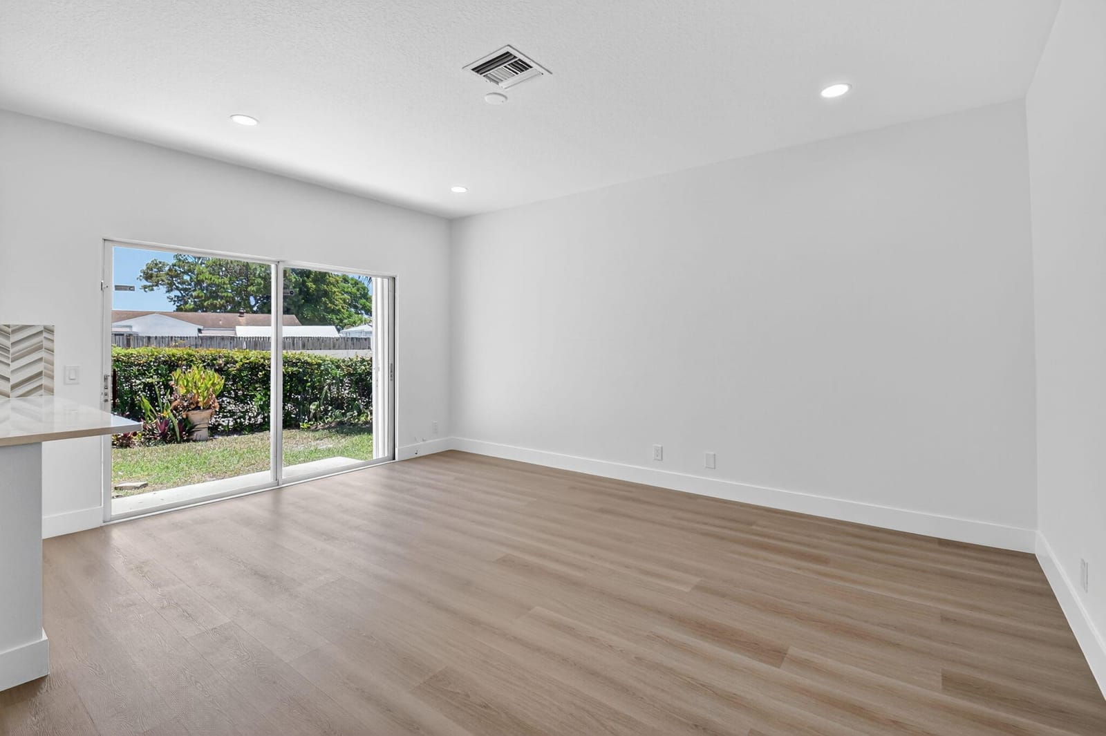 245 Leland Lane, Greenacres, FL 33463 photo 8