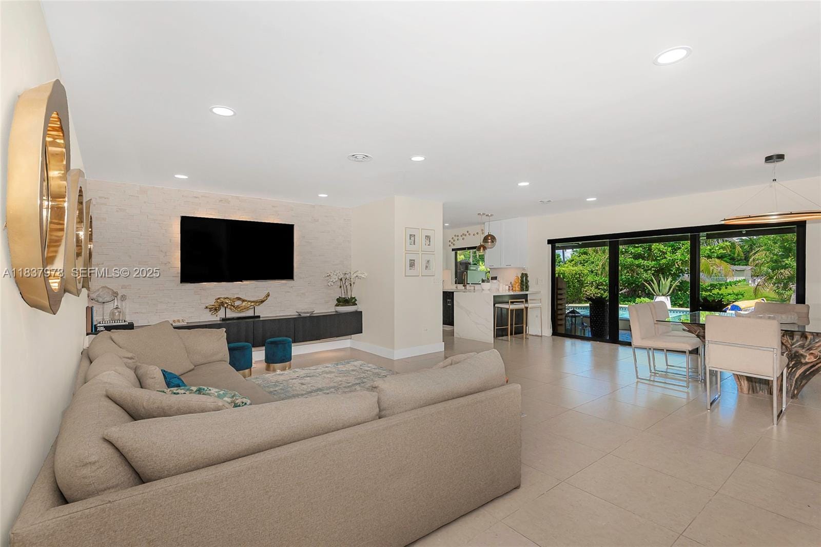 9865 SW 16th Street, Miami, FL 33165