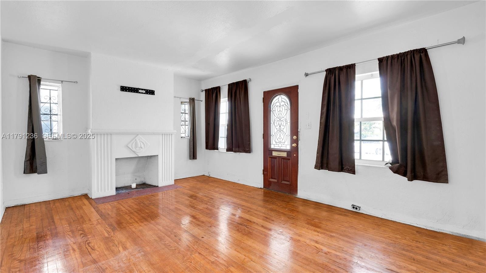 724 NW 77th Street, Miami, FL 33150 photo 7