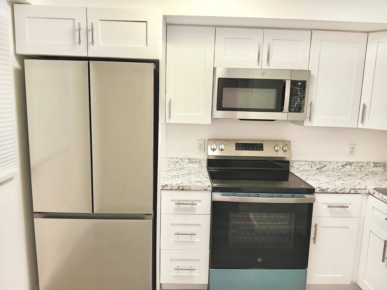 102 Royal Park Drive 3d, Oakland Park, FL 33309