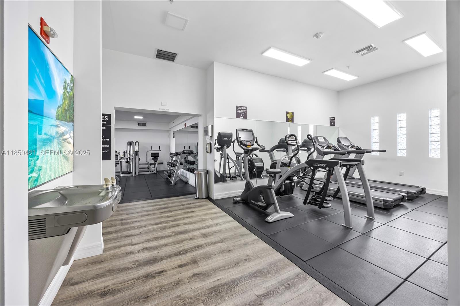 816 NW 11th Street 405, Miami, FL 33136 photo 21