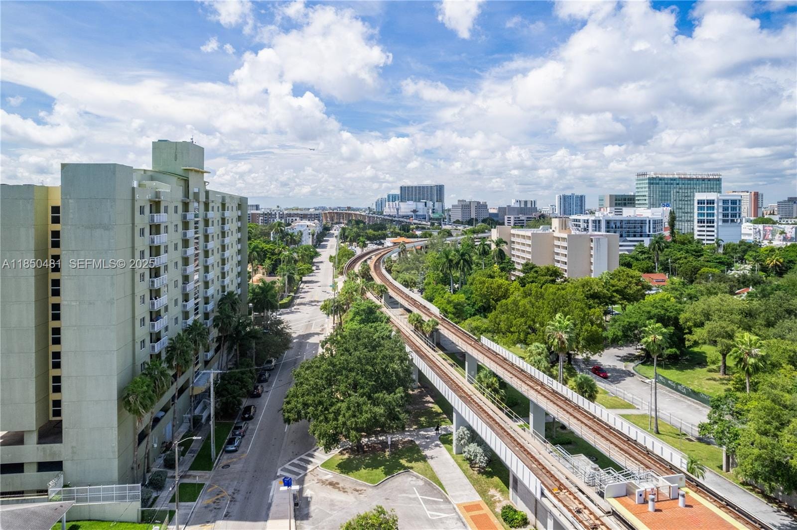 816 NW 11th Street 405, Miami, FL 33136 photo 27