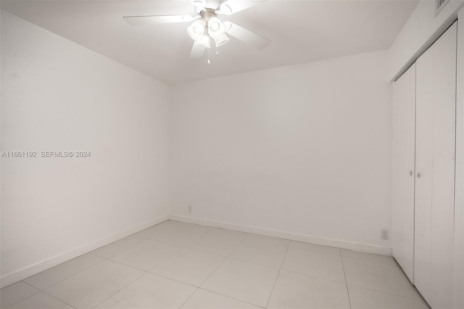 20350 W Country Club Drive 123, Aventura, FL 33180 photo 12