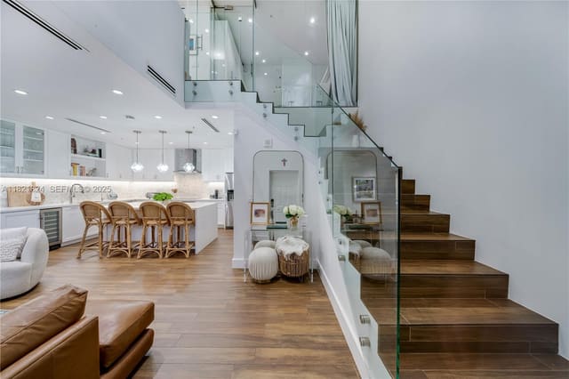 888 S Douglas Road 115, Coral Gables, FL 33134