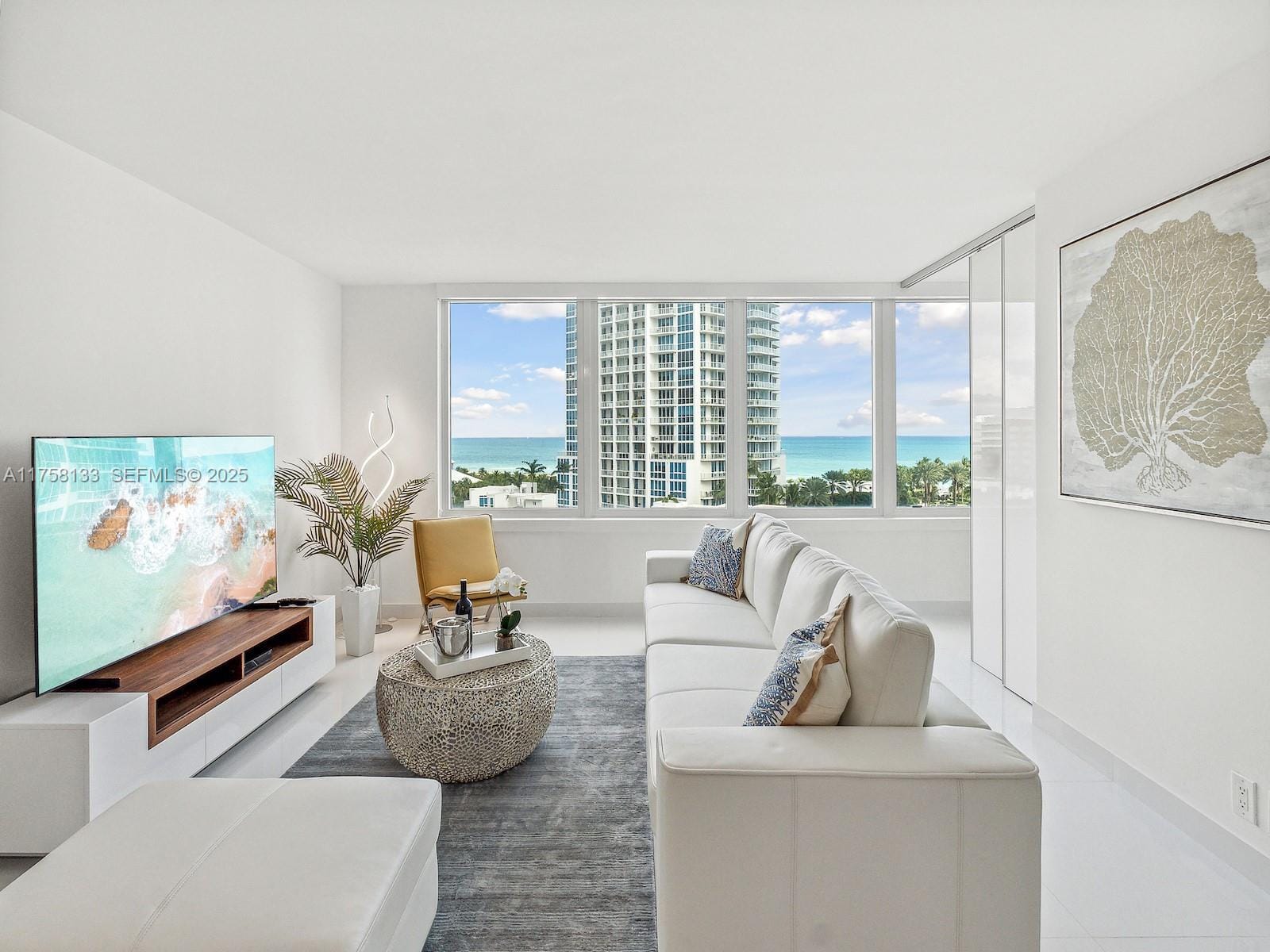 400 S Pointe Drive 906 — photo 2