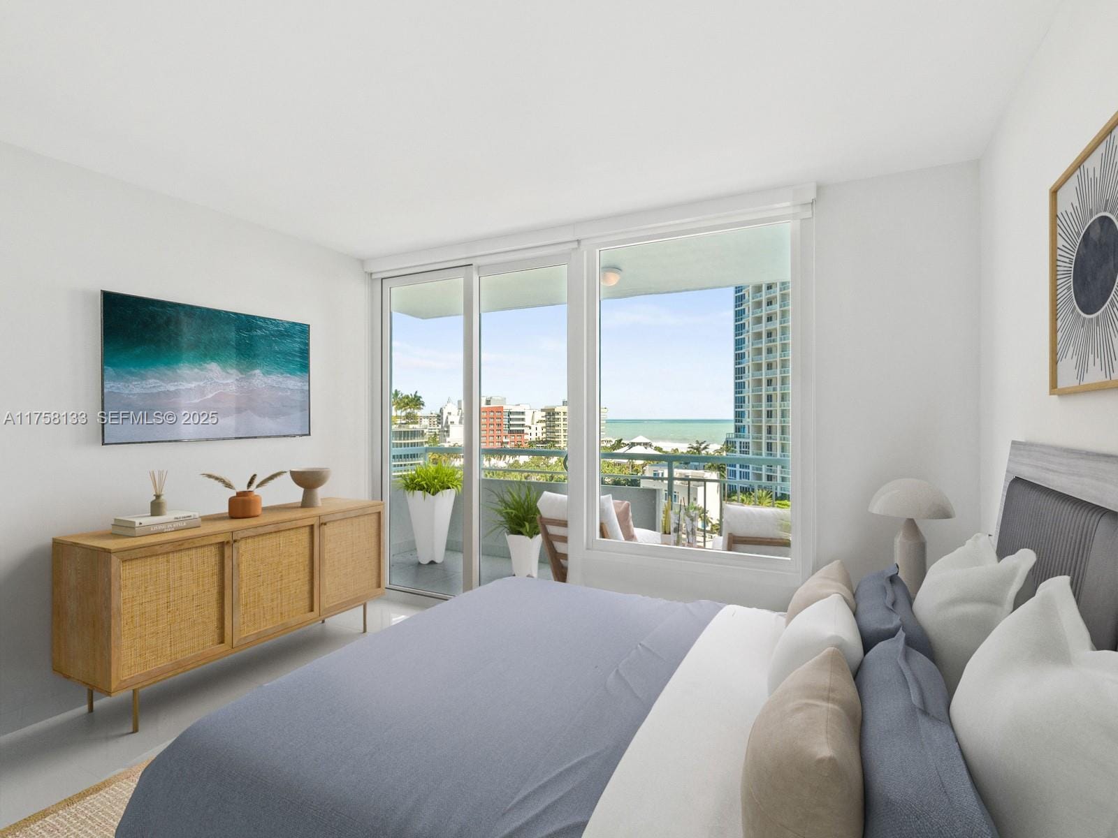 400 S Pointe Drive 906 — photo 10